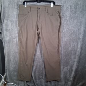 Swisstech Mens Travel Chino Pants 36x30 Inseam 28 Dove Color Stretchable Comfort
